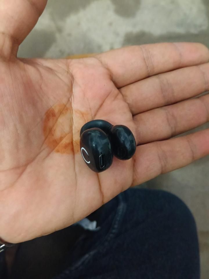 Bone Conduction Bluetooth Earphone - Single Ear Clip-On Stereo Design